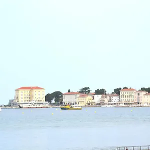 https://melody-apartment.in-istria.net