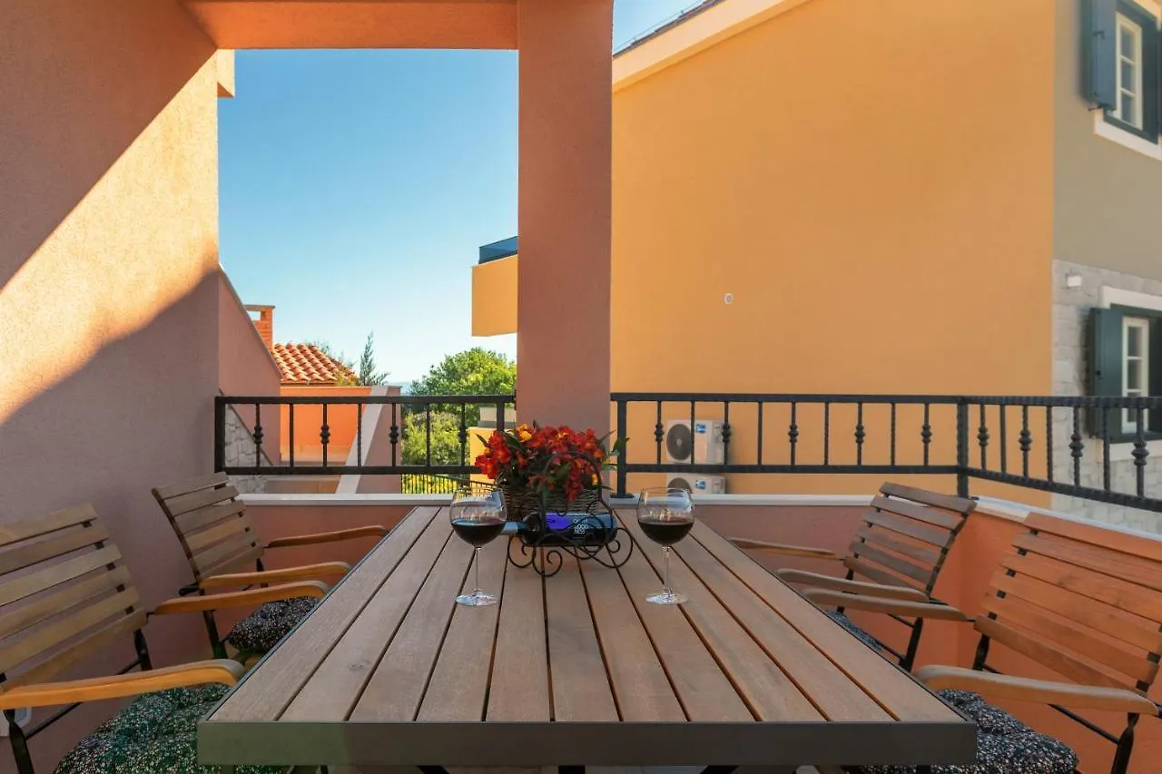 Hana Luxury Apartment With Sea View Sali